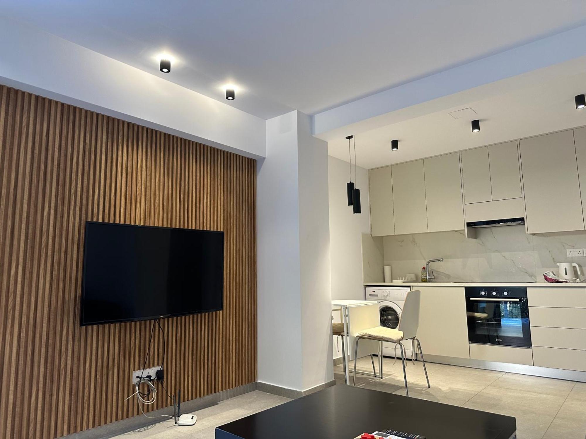 Royal Sunset Studios & Apartments Limassol Exterior foto